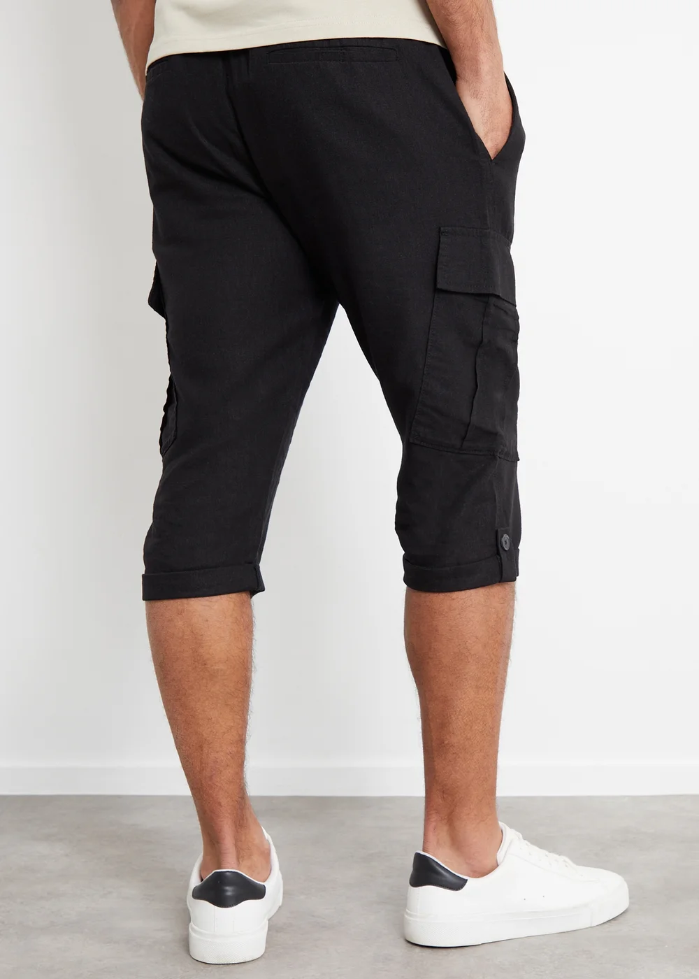 Threadbare Black Linen Blend 3/4 Length Cargo Trousers - S Image 2