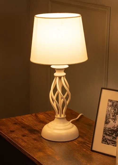 ValueLights Memphis Cream Table Lamp (30cm x 19cm x 19cm) - One Size Image 3