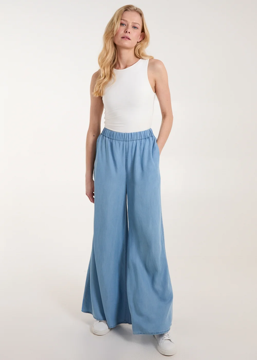 Blue Vanilla Blue Wide Leg Trousers - L Image 1