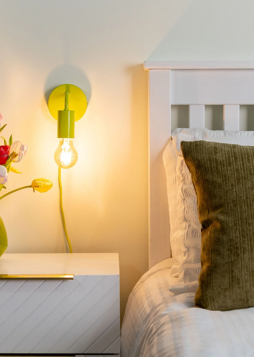 ValueLights Jordy Green Colour Pop Plug In Wall Light (13cm x 14cm x 10cm) - One Size Image 4