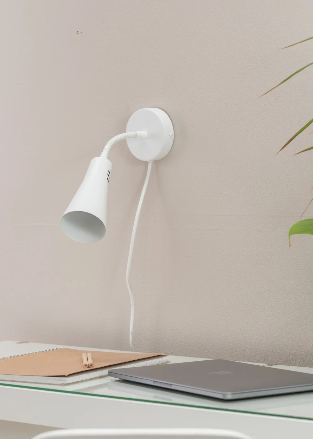 ValueLights White Goose Neck Plug In Wall Light (20cm x 9cm x 16cm) - One Size Image 3