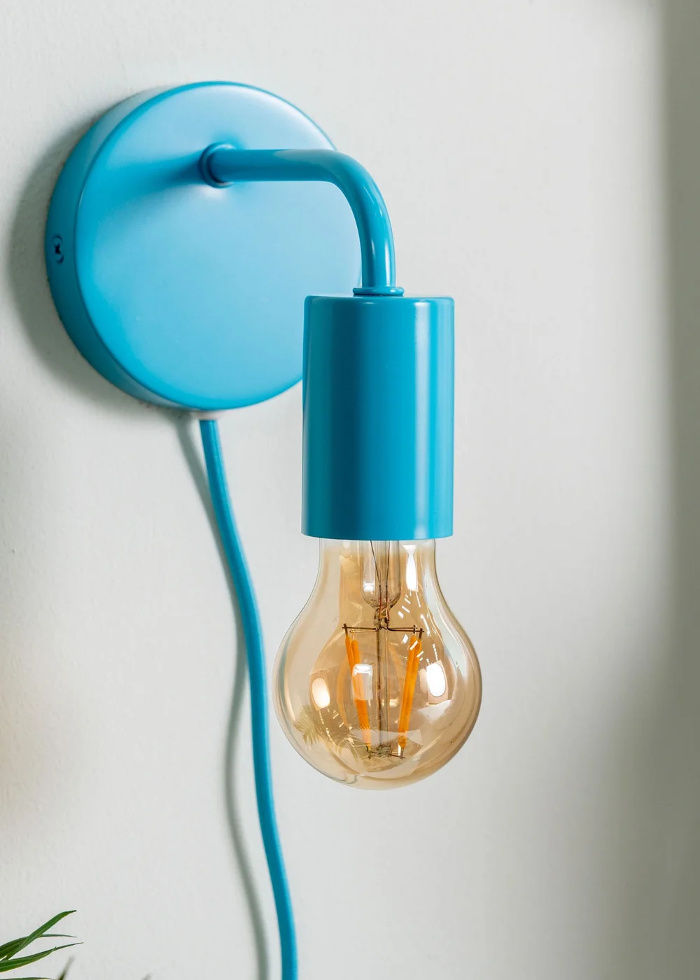 ValueLights Jordy Blue Colour Pop Plug In Wall Light (13cm x 14cm x 10cm) - One Size Image 1