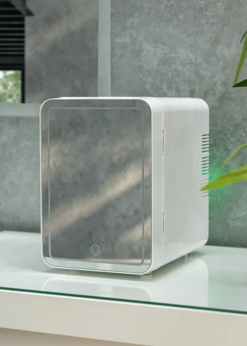 ValueLights White LED Mirror Mini Beauty Fridge (4L 25cm x 24cm x 18cm) - One Size Image 3