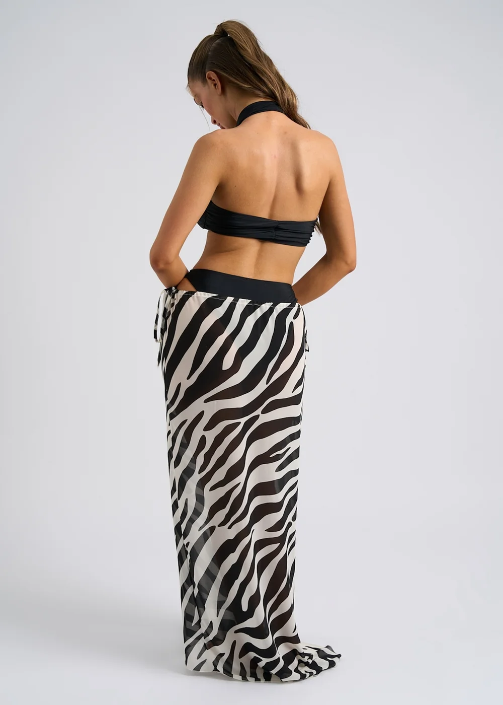 Urban Bliss Black Animal Beach Skirt - Size 8 Image 4