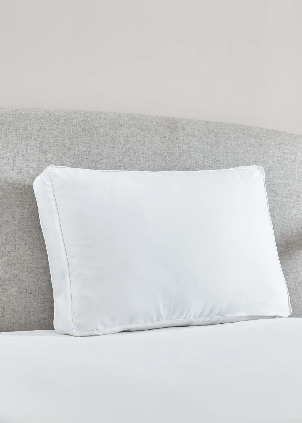 Catherine Lansfield Luxury Box Cotton Pillow (48x75cm) - One Size Image 1