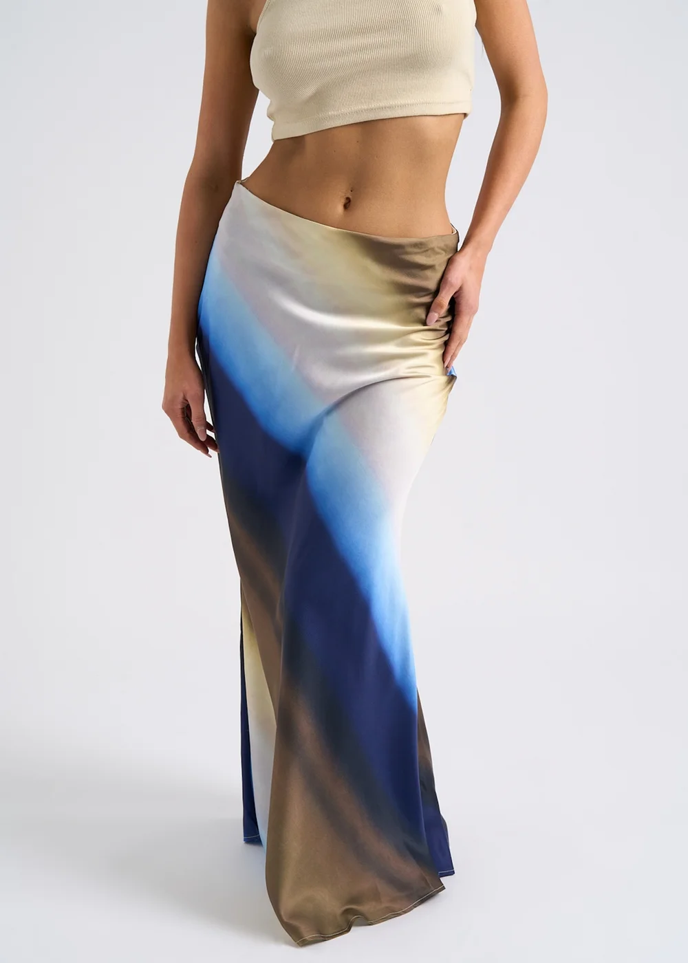 Urban Bliss Blue Ombre Bias Cut Maxi Skirt - Size 8 Image 3