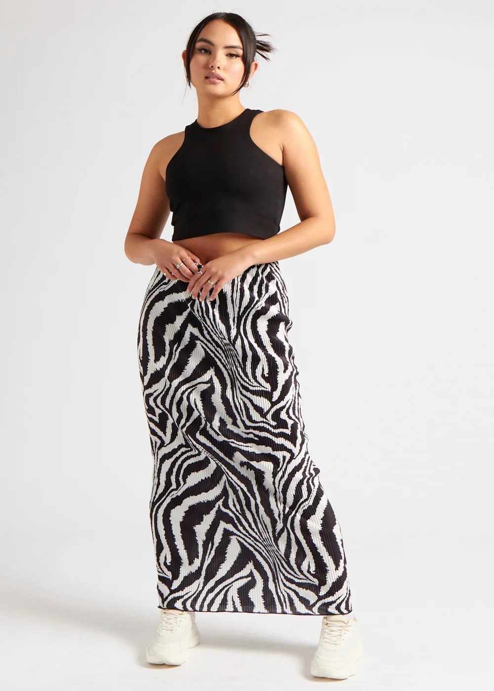 Urban Bliss Black Zebra Plisse Maxi Skirt - Size 8 Image 3
