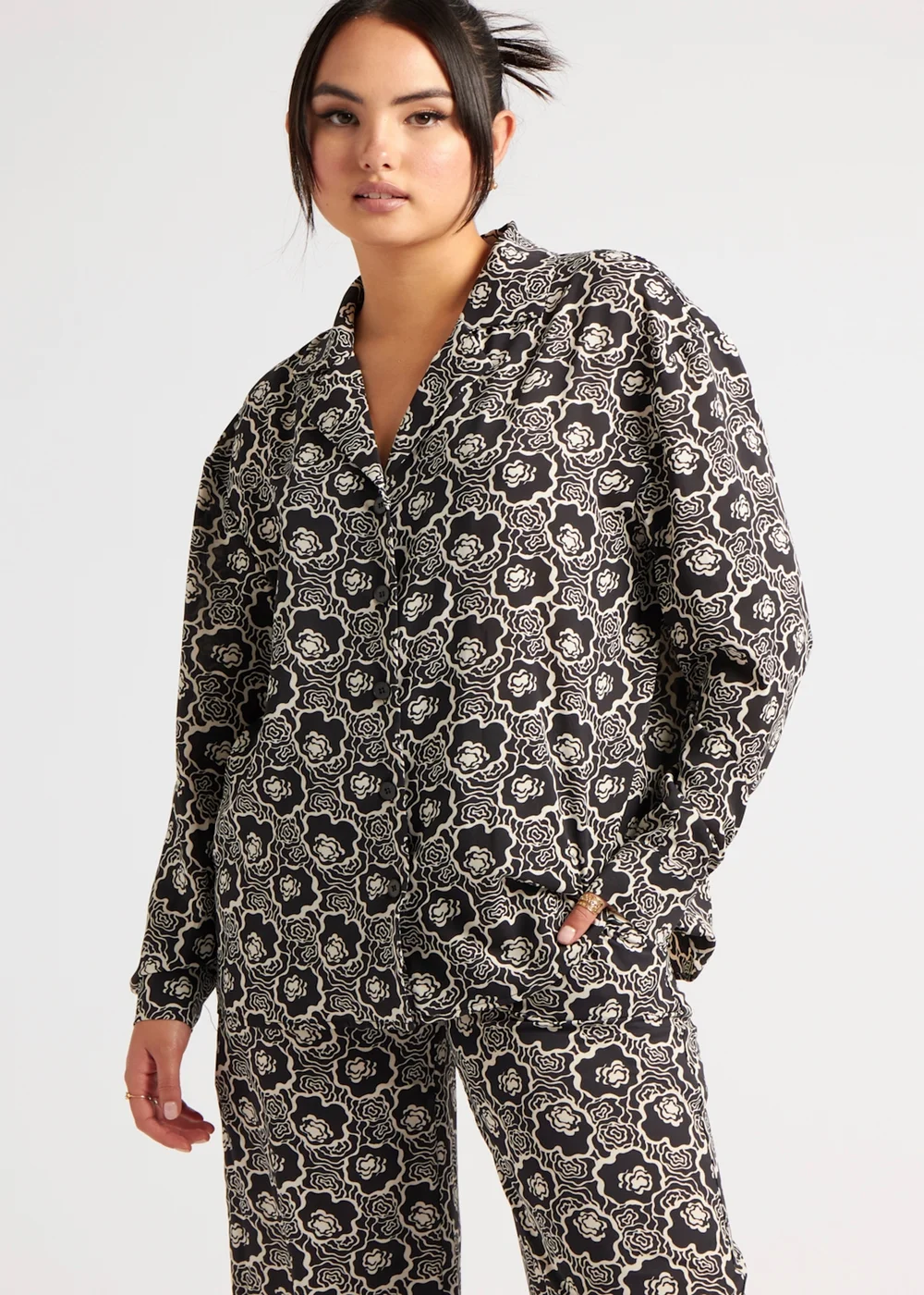 Urban Bliss Black Stencil Floral Oversized Shirt - 8 Image 1