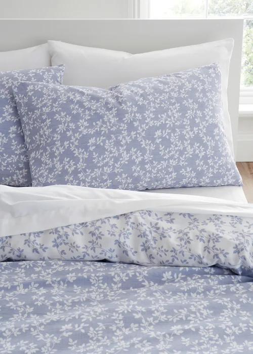 Bianca Fine Linens Shadow Leaves 200 Thread Count Cotton Reversible Duvet Cover Set - Single Image 3