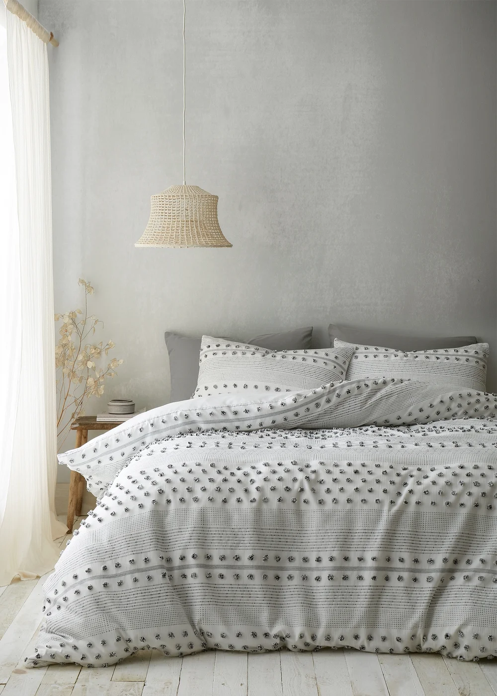 Pineapple Elephant Aisha Tufted Spot Duvet Cover Set - Single Image 1