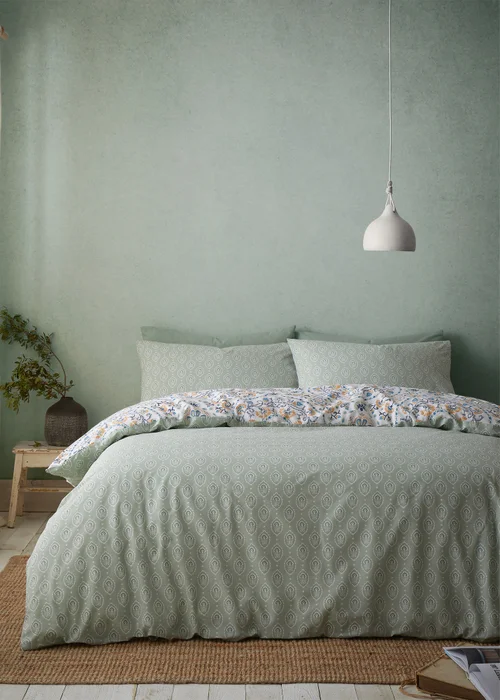 Pineapple Elephant Safiya Mandala Reversible Duvet Cover Set - Single Image 2