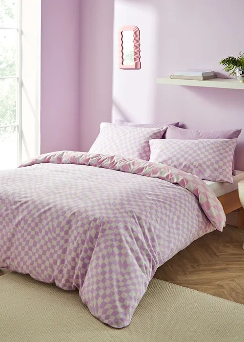 Sassy B Bedding Checkerboard Wave Reversible Duvet Cover Set - Single Image 2