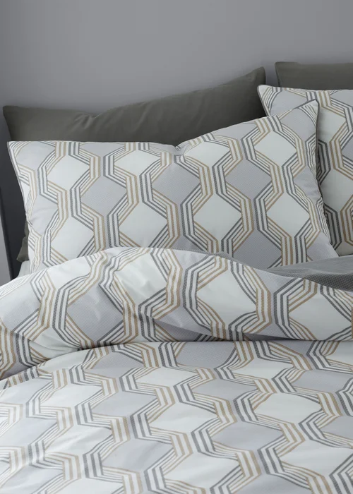 Bianca Fine Linens Atticus Geometric 200 Thread Count Cotton Reversible Duvet Cover Set - Single Image 3