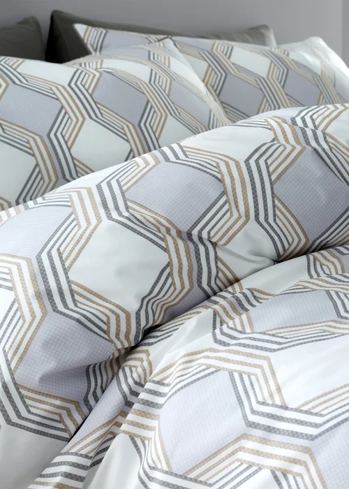 Bianca Fine Linens Atticus Geometric 200 Thread Count Cotton Reversible Duvet Cover Set - Single Image 4