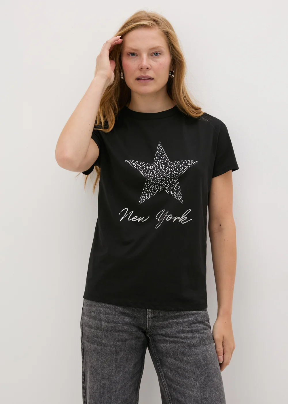 Black New York Graphic T-Shirt - 8 Image 1