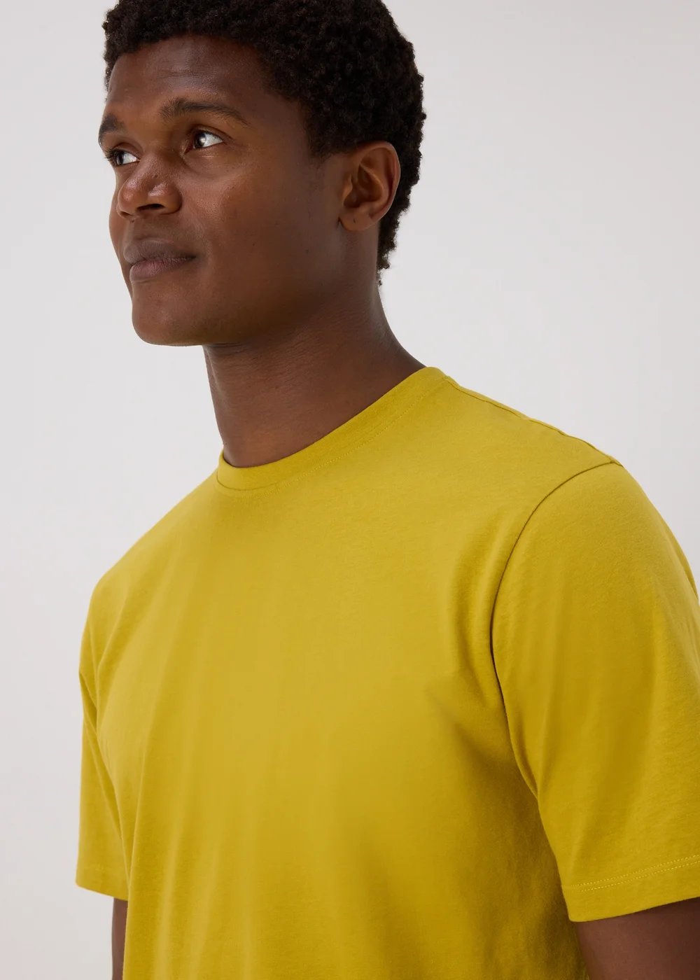 Olive Essential Crewneck T-Shirt - XS Image 3