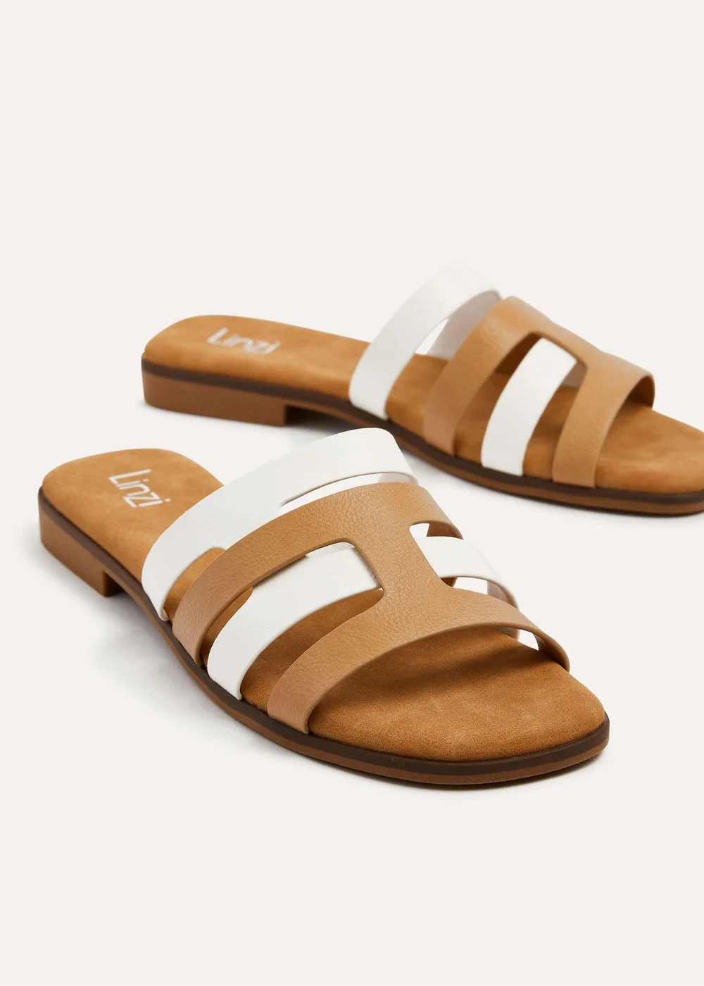 Linzi Eloise White & Nude Faux Leather Interlock Flat Sandals - 3 Image 5