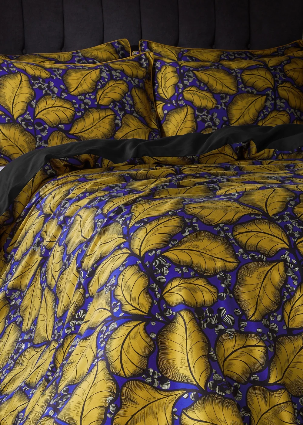 EW by Edinburgh Weavers Magali Tropical Piped Duvet Cover Set - Single Image 4