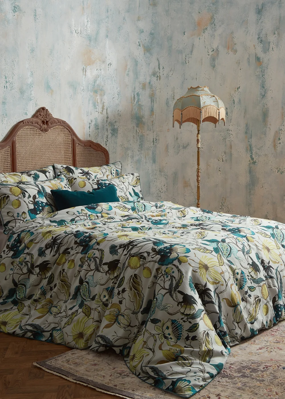 EW by Edinburgh Weavers Morton Floral Piped Duvet Cover Set - Single Image 1