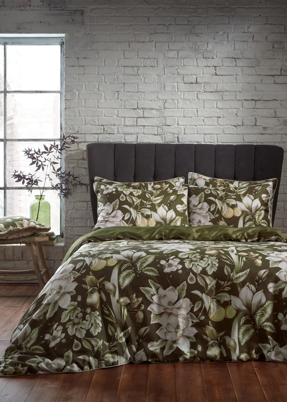 EW by Edinburgh Weavers Lavish Floral Piped Duvet Cover Set - Single Image 1