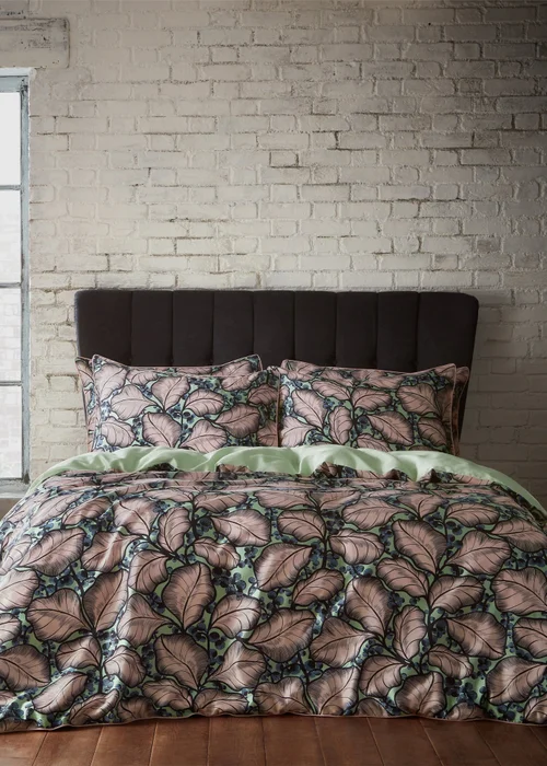 EW by Edinburgh Weavers Magali Tropical Piped Duvet Cover Set - Single Image 1