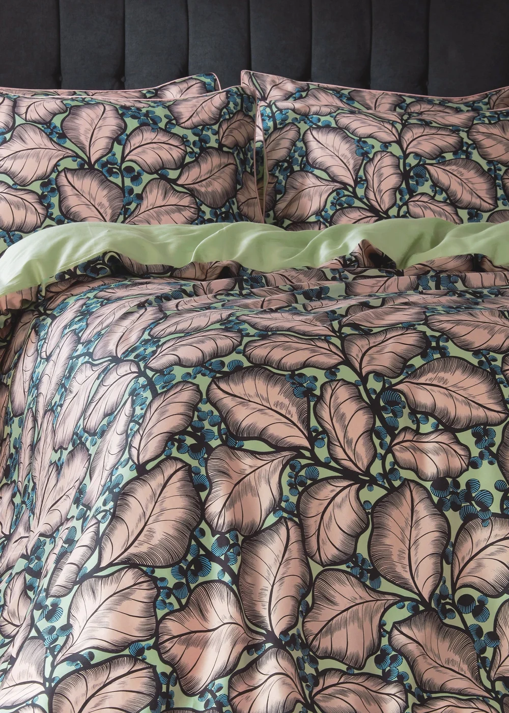 EW by Edinburgh Weavers Magali Tropical Piped Duvet Cover Set - Single Image 3