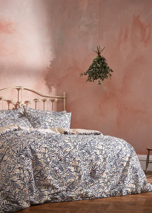EW by Edinburgh Weavers Malory Floral Piped Duvet Cover Set - Single Image 1