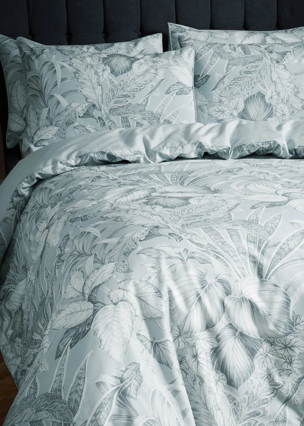 EW by Edinburgh Weavers Tivoli Tropical Piped Duvet Cover Set - Single Image 3
