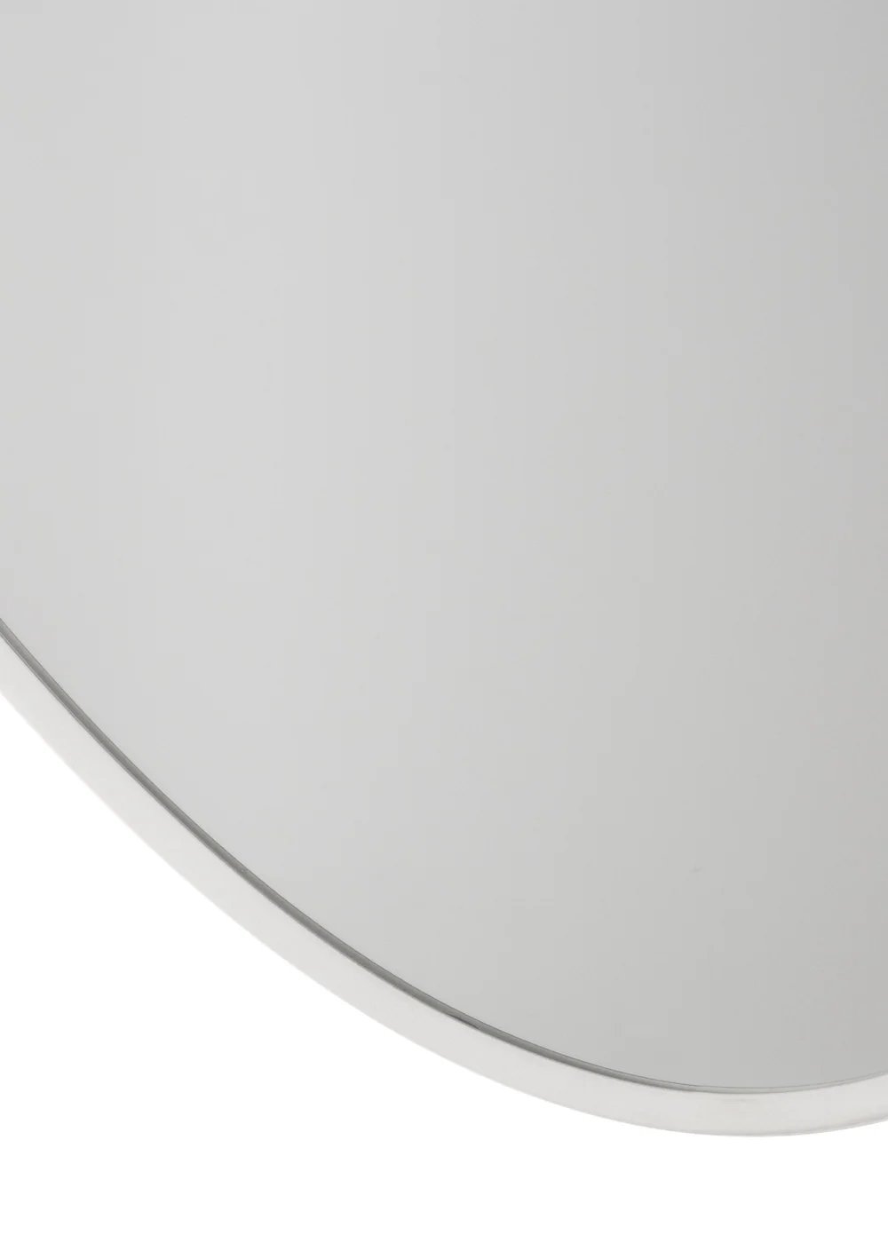 Yard Organic Oval Wall Mirror (50 x 60 x 1.5cm) - One Size Image 3