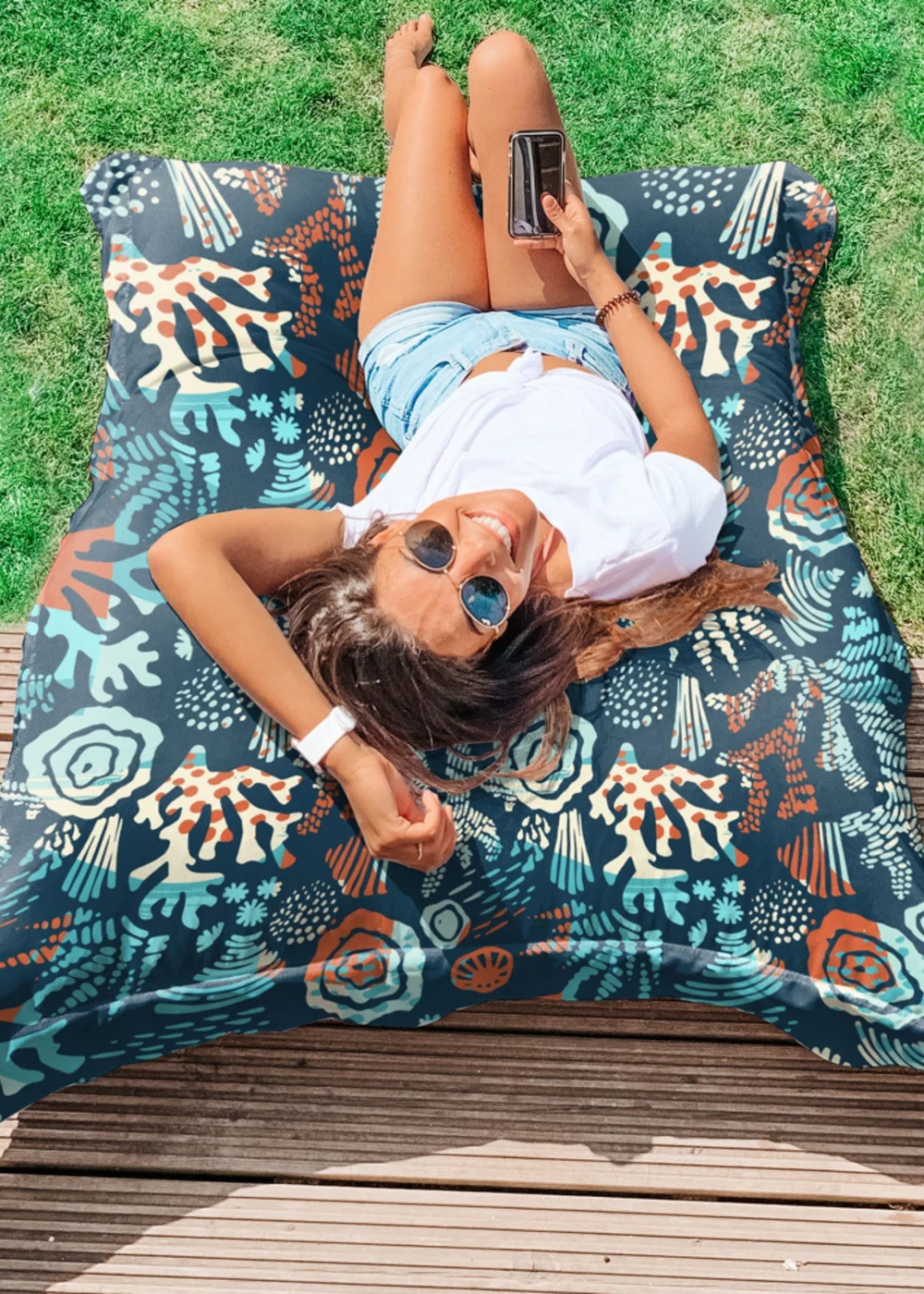 rucomfy Indoor/Outdoor Extra Large Squashy Squarbie Sea Breeze Beanbag - One Size Image 1