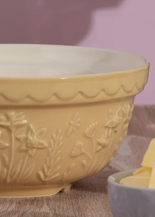 Mason Cash In the Meadow S30 Daffodil Mixing Bowl (21cm) - One Size Image 3
