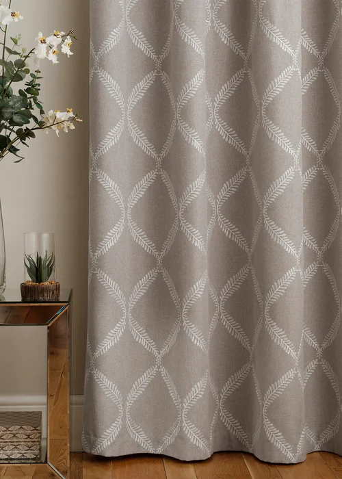 Paoletti Olivia Lattice Embroidery Pencil Pleat Curtains - 46W X 54D (117x137cm) Image 3