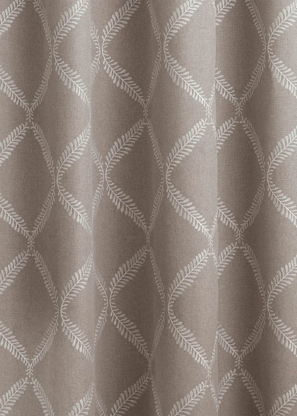 Paoletti Olivia Lattice Embroidery Pencil Pleat Curtains - 46W X 54D (117x137cm) Image 4