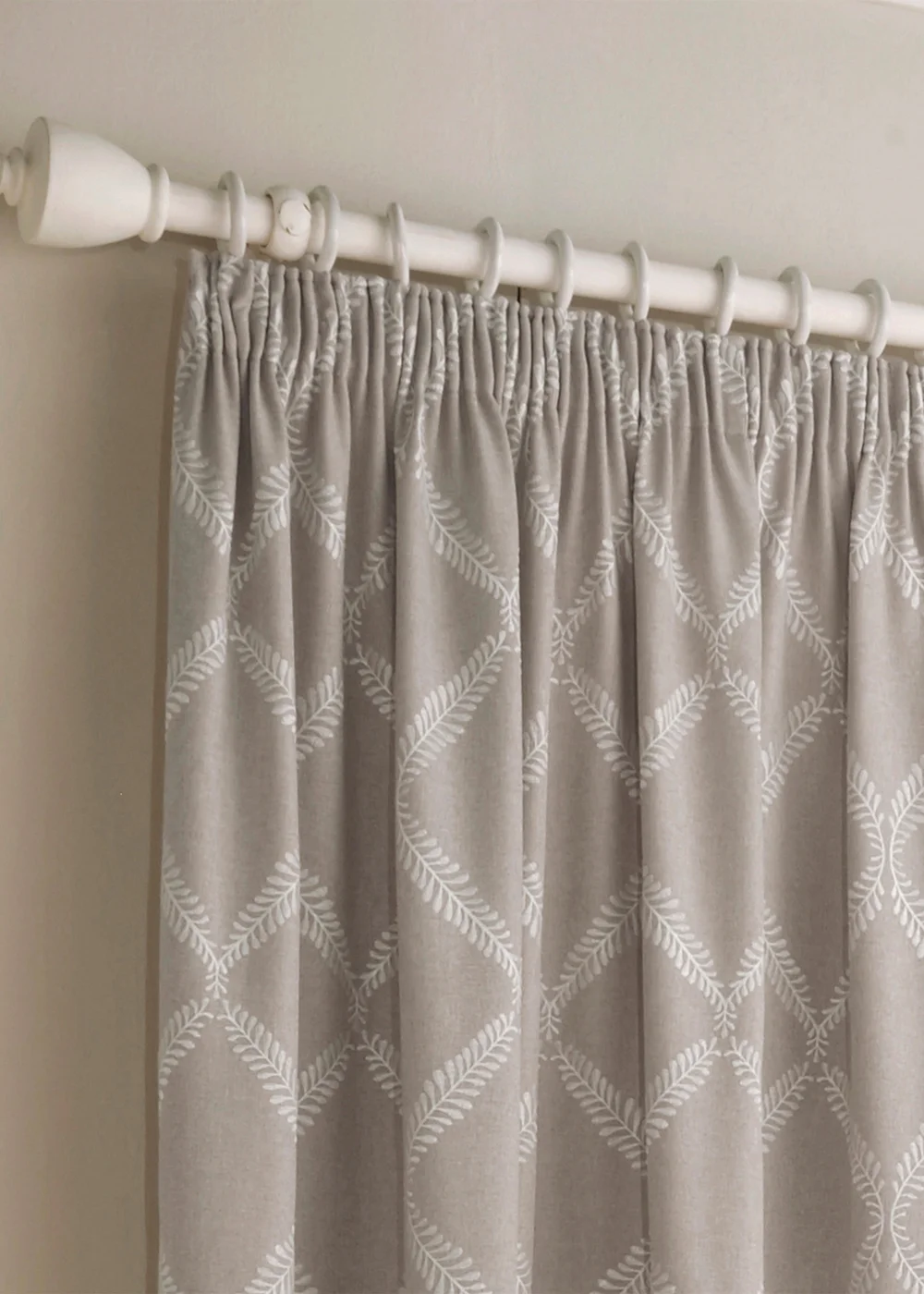 Paoletti Olivia Lattice Embroidery Pencil Pleat Curtains - 46W X 54D (117x137cm) Image 2