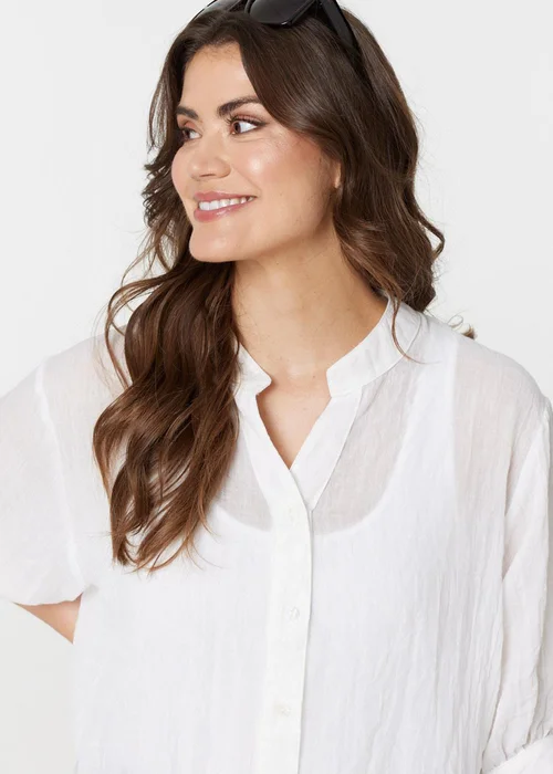 Izabel London White Collarless Button Back 3/4 Sleeve Blouse - Size 14 Image 3