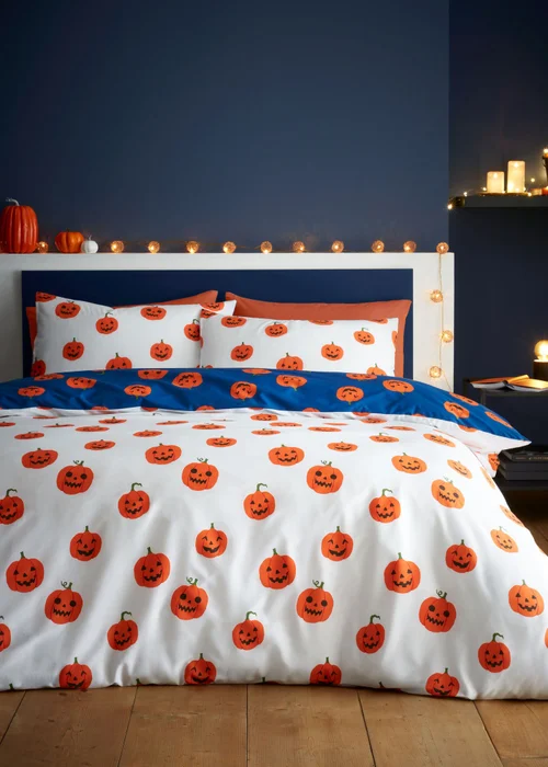 Catherine Lansfield Halloween Pumpkins Reversible Duvet Cover Set - Single Image 2