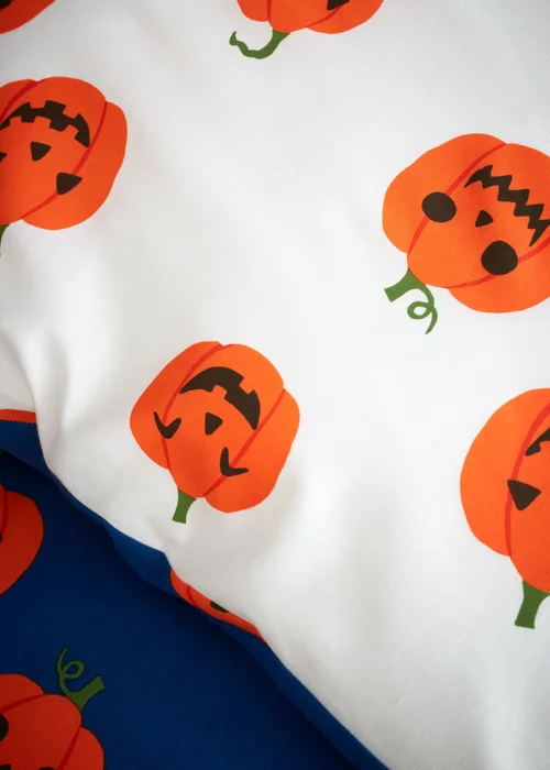 Catherine Lansfield Halloween Pumpkins Reversible Duvet Cover Set - Single Image 4