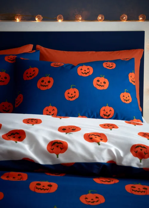 Catherine Lansfield Halloween Pumpkins Reversible Duvet Cover Set - Single Image 3