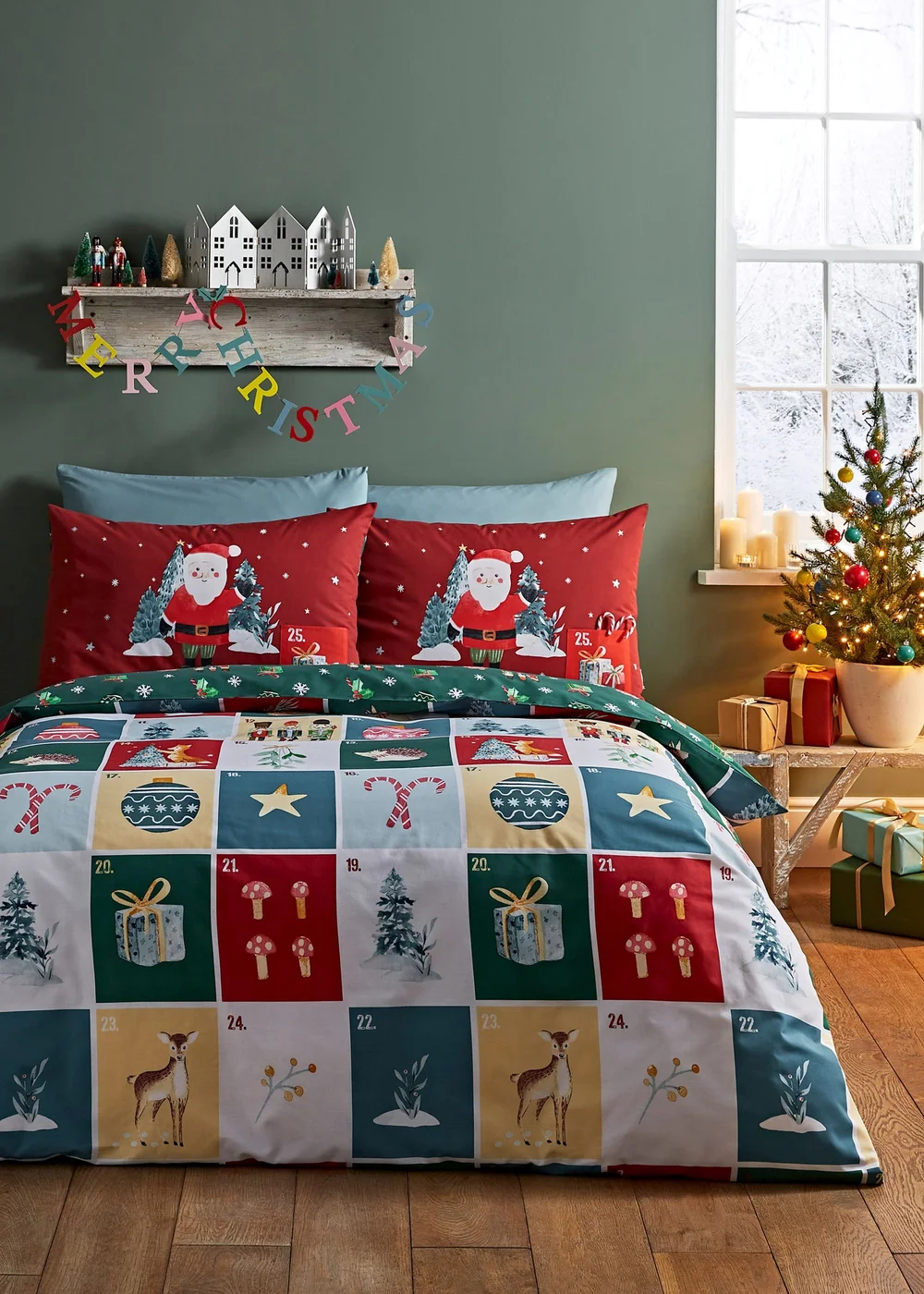 Catherine Lansfield Christmas Advent Calendar Reversible Duvet Cover Set - Single Image 1