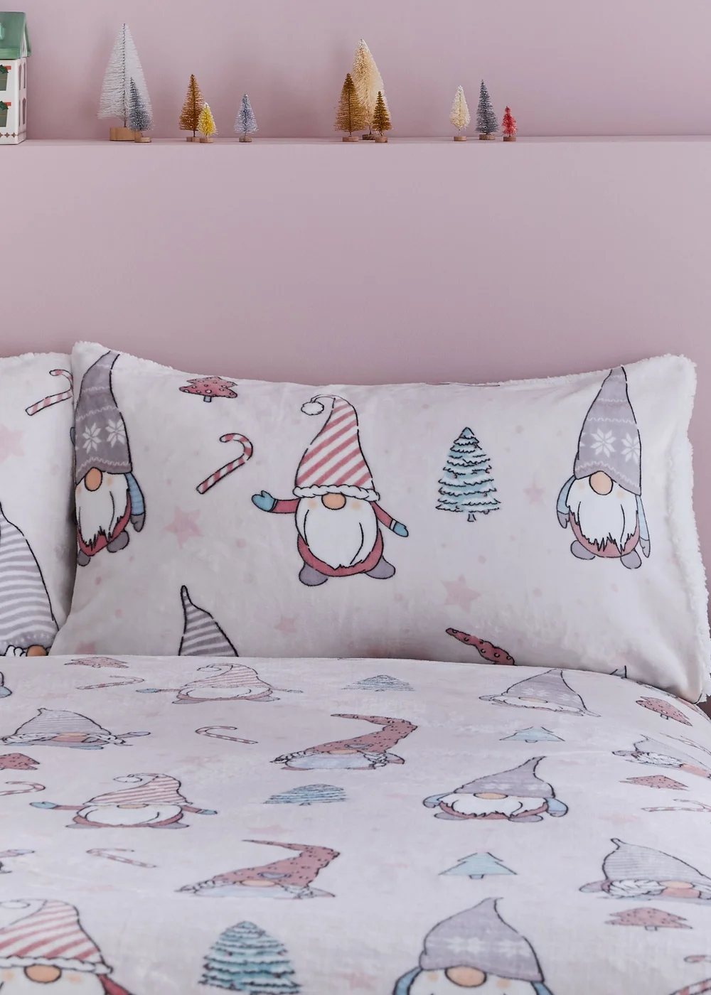 Catherine Lansfield Christmas Festive Gnomes Cosy Fleece Duvet Cover Set - Single Image 2