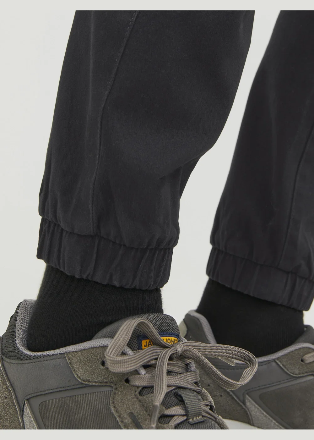 JJ Rebel Black Michael Cargo Trousers - 28 Image 6