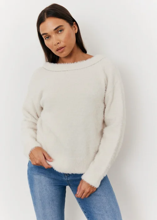 In The Style White Embellished Bow Jumper - 06-08 Image 3