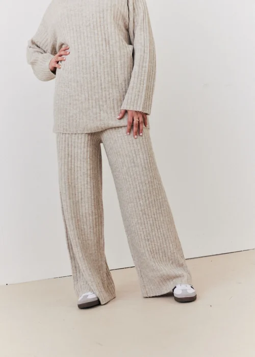 In The Style Stacey Solomon Oatmeal Wide Rib Wide Leg Knit Trousers - Size 14-16 Image 5