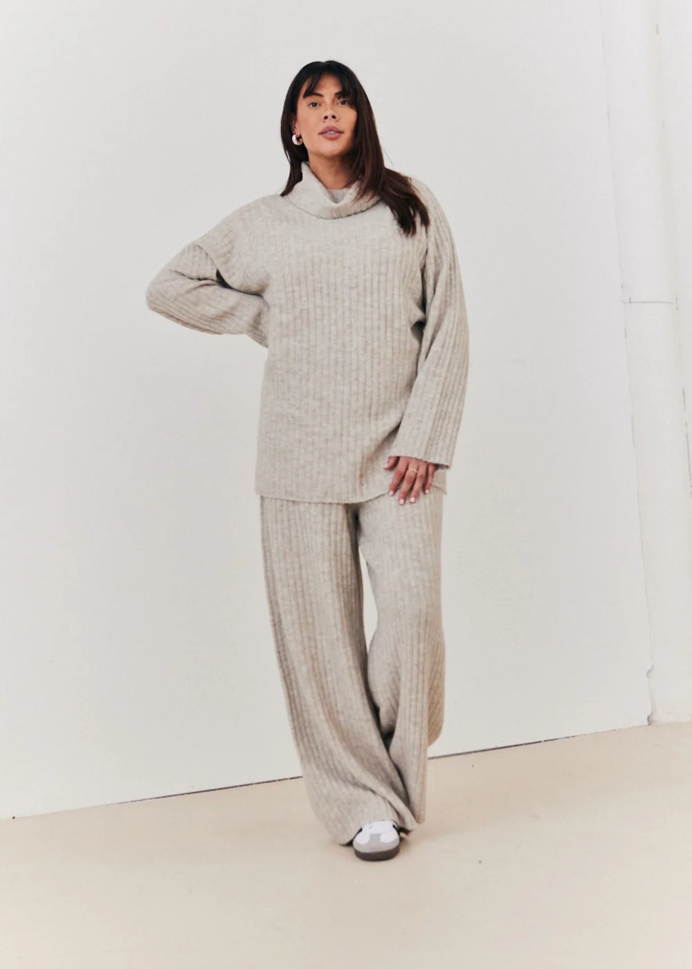 In The Style Stacey Solomon Oatmeal Wide Rib Wide Leg Knit Trousers - Size 14-16 Image 7