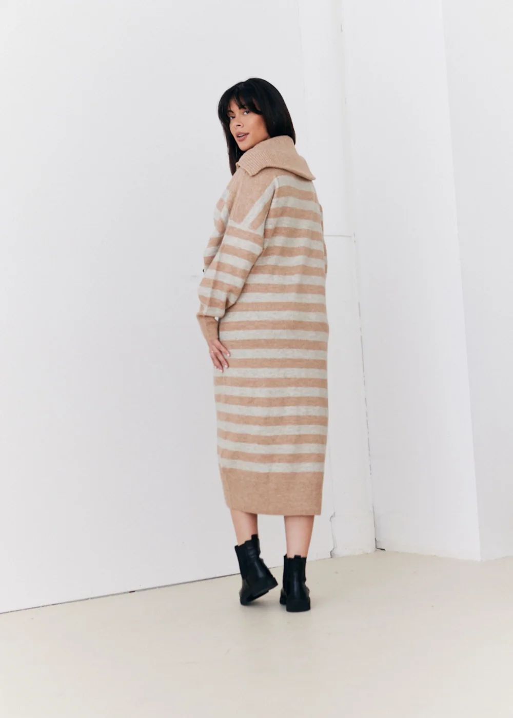In The Style Stacey Solomon Camel Stripe Half Zip Midaxi Knitted Dress - 06-08 Image 2