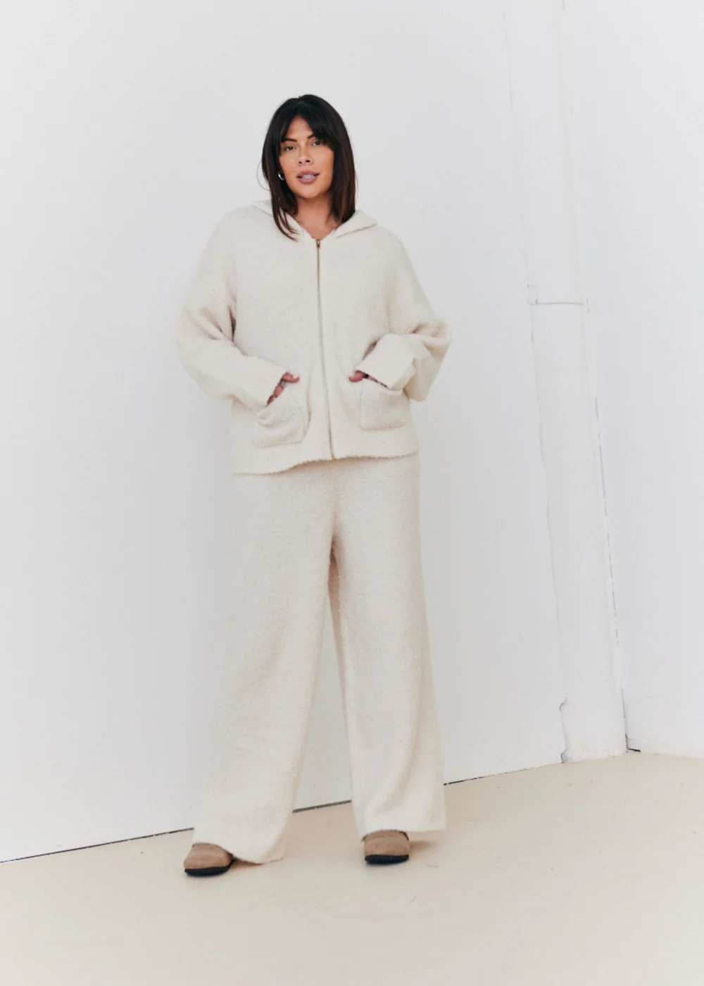 In The Style Cream Fluffy Knit Wide Leg Trousers - 22-24 Image 4