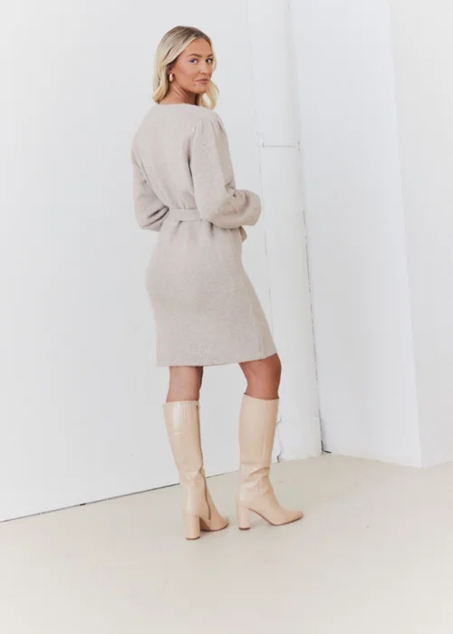 In The Style Stacey Solomon Oatmeal Pearl Button Detail Knit Belted Mini Dress - 06-08 Image 6
