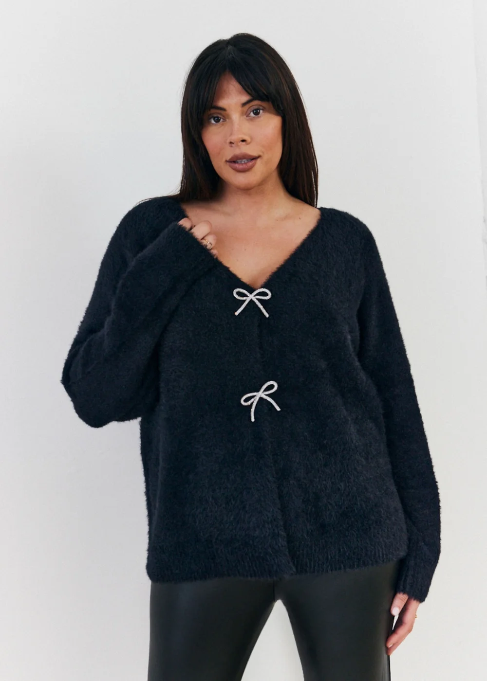 In The Style Stacey Solomon Black Fluffy Knit Embellished Bow Detail Cardigan - 06-08 Image 8