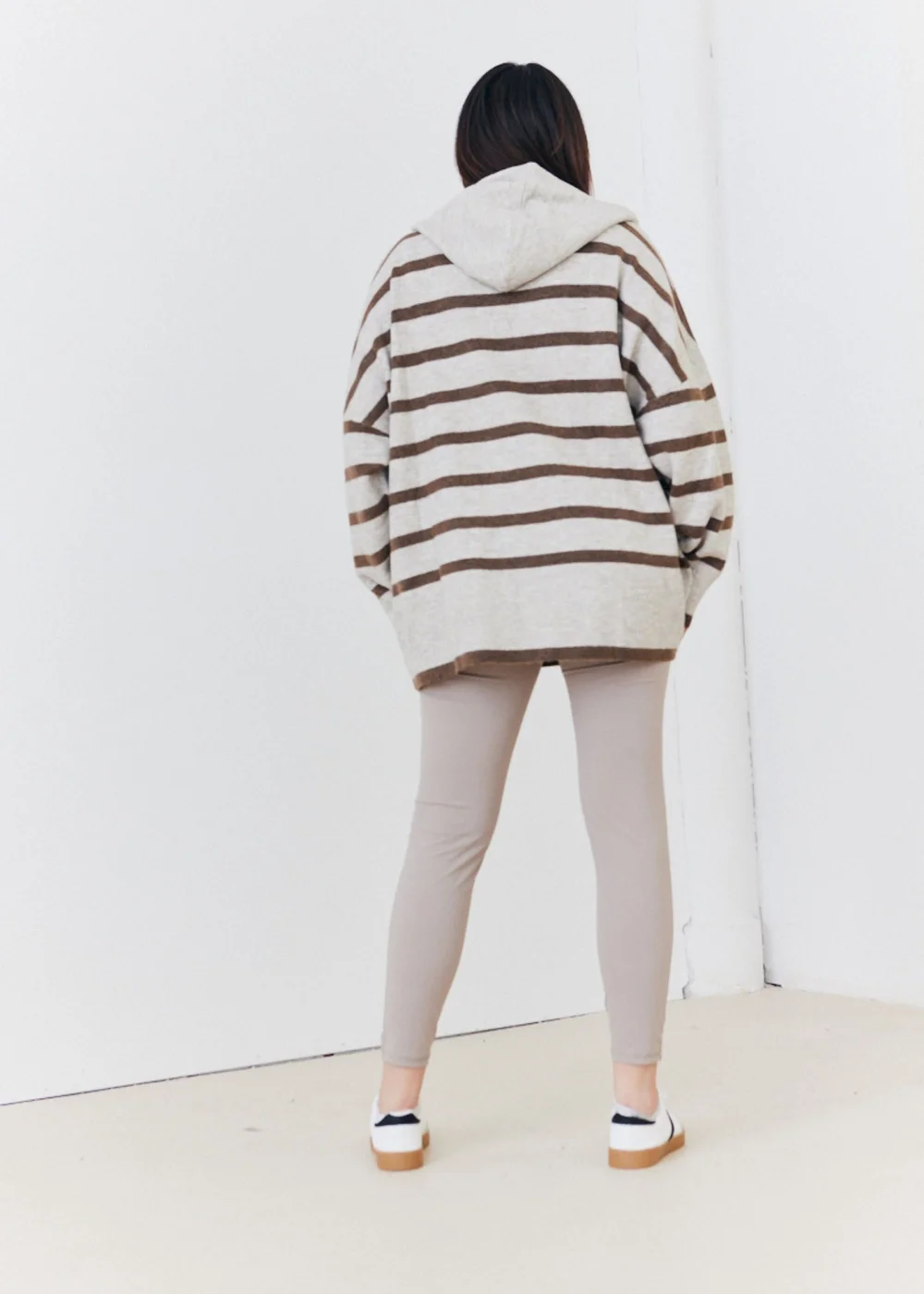 In The Style Chocolate Recycled Legging - 8 Image 6