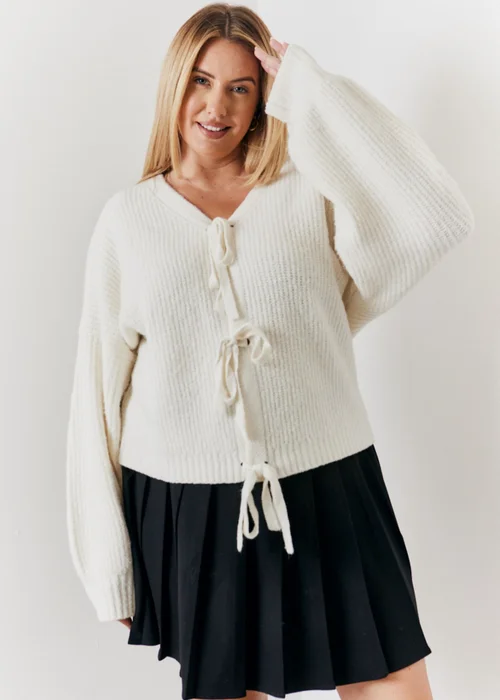 In The Style Hannah Brown Cream Bow Detail Knit Cardigan - 06-08 Image 5